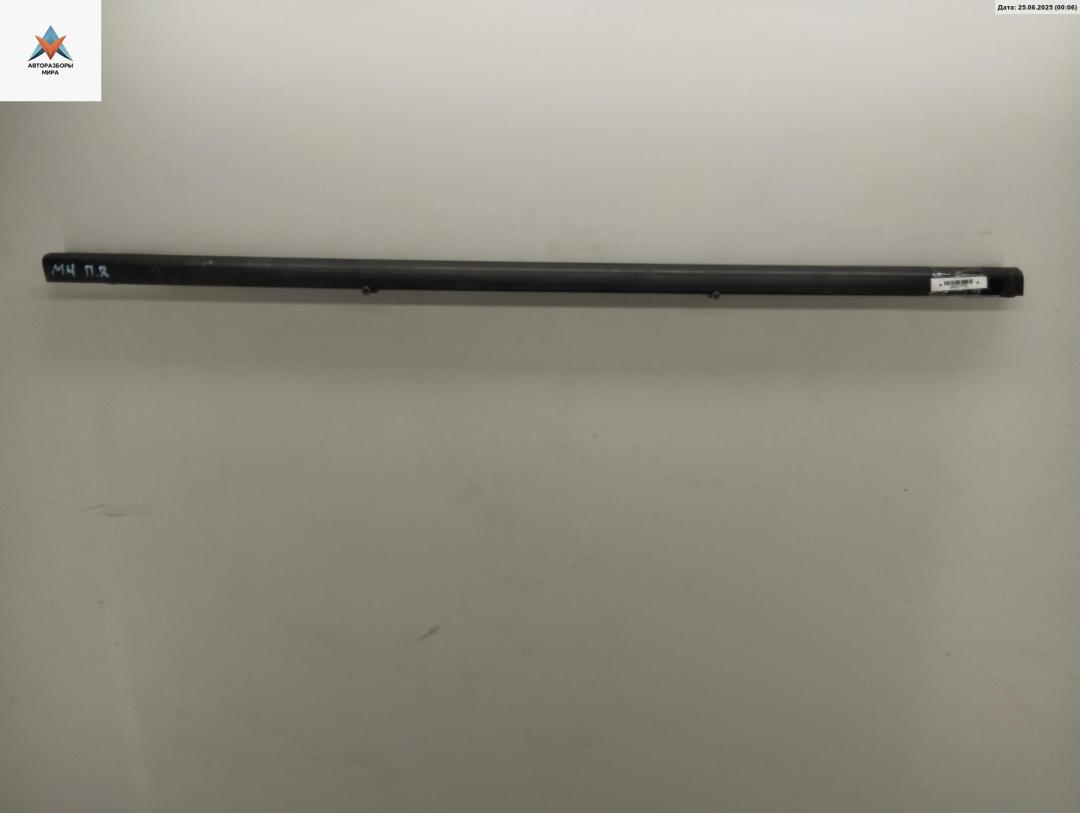 Молдинг стекла двери наружный Ford Mondeo 4 поколение 2009, 2.0 л., дизель, МКПП, чёрный, универсал - фото №1