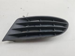 заглушка (решетка) в бампер Volkswagen Golf 5 поколение 2005, 1.4 л., бензин, МКПП, синий, хетчбэк 5 дв., 5M0853666