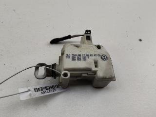 активатор замка багажника Audi A6 C5 2002, 1.9 л., дизель, МКПП, чёрный, универсал, 3B0862159
