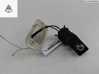 подсветка номера Volkswagen Golf 3 поколение 1996, 1.6 л., бензин, МКПП, красный, хетчбэк 5 дв., 1H0943115B