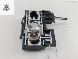 панель заднего левого фонаря Volkswagen Passat B4 1996, 1.8 л., бензин, МКПП, синий, универсал, 3A9945259