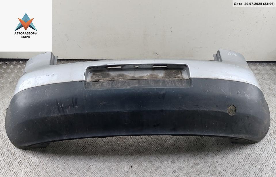 бампер задний Volkswagen Golf 5 поколение 2005, серый, хетчбэк 3 дв. - фото №1