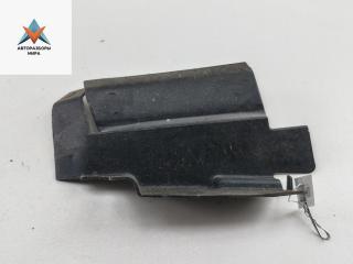 заглушка (решетка) в бампер Renault Scenic 2 поколение 2005, 1.6 л., бензин, МКПП, серый, минивэн, 8200183776