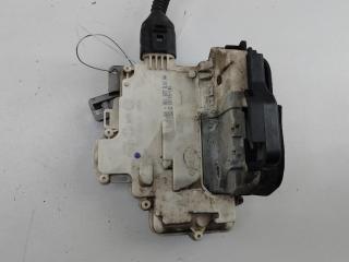замок двери передней правой Audi A4 B7 2005, 2.0 л., дизель, АКПП, синий, универсал, 8E1837016