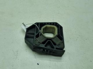 кронштейн радиатора Volkswagen Touran 2006, 2.0 л., дизель, МКПП, чёрный, минивэн, 1Z0121367B