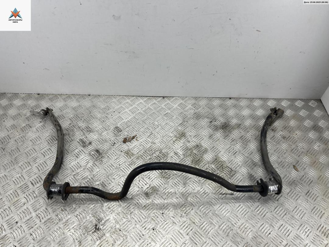 стабилизатор подвески передний Mitsubishi Space Runner 2 поколение 1999, 2.0 л., бензин, МКПП, красный, минивэн - фото №1