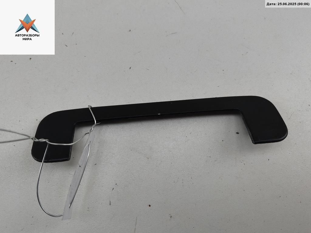 Накладка на ручку двери Audi 80 8C/B4 1992, 2.0 л., бензин, МКПП, серый, седан - фото №1