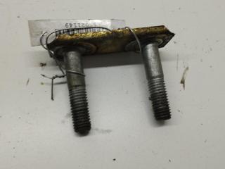 кронштейн (крепление) Audi 80 B4 1992, 2.0 л., бензин, МКПП, красный, седан