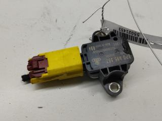 датчик AirBag Audi A4 B7 2004, 2.5 л., дизель, АКПП, серый, универсал, 8P0955557