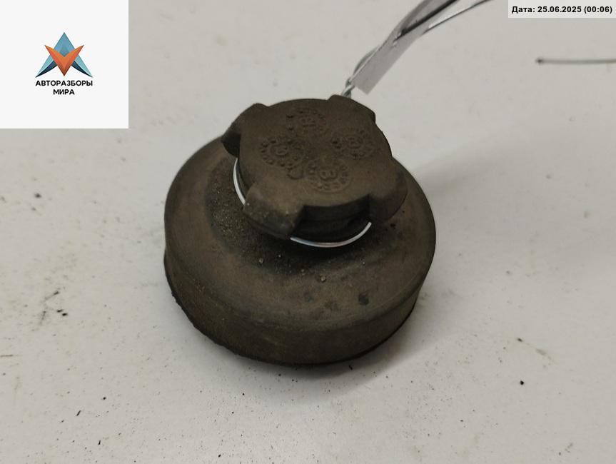 кронштейн радиатора Audi A4 B6 2004, 1.8 л., Ti, бензин, МКПП, серый, универсал, 4B3121275 - фото №1