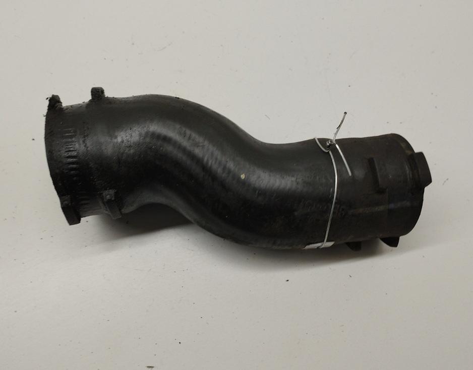 патрубок интеркулера Audi A4 B6 2002, 2.5 л., дизель, АКПП, серый, универсал