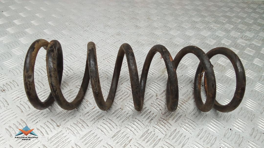 пружина задняя Nissan Pathfinder R51 2005, 2.5 л., дизель, МКПП, внедорожник 5 дв. - фото №1