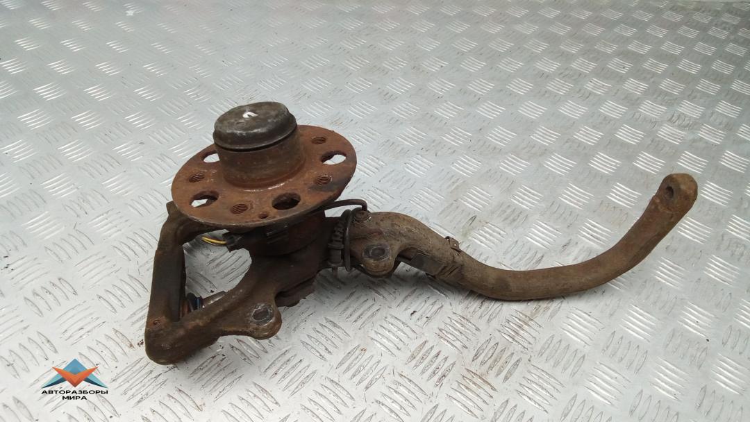 ступица передняя левая Mercedes-Benz CLS-Класс C219 2006, 3.0 л., D 320CDI, дизель, АКПП, седан, A2303300325, A2113306420 - фото №1