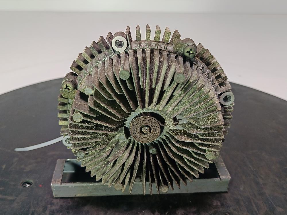 вискомуфта Nissan Elgrand E51 2008, цвет - фото №1