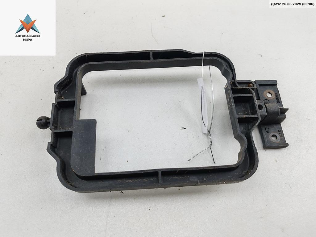 рамка фары противотуманной левой BMW 5 серия E34 1990, 2.5 л., бензин, МКПП, синий, седан, 134665 - фото №1