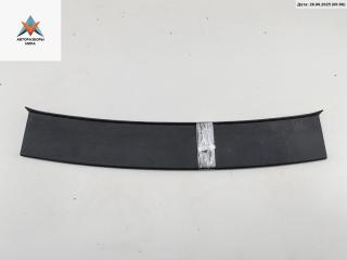 накладка на бампер Volvo S40 2 поколение 2004, 2.4 л., бензин, МКПП, чёрный, универсал, 30678067