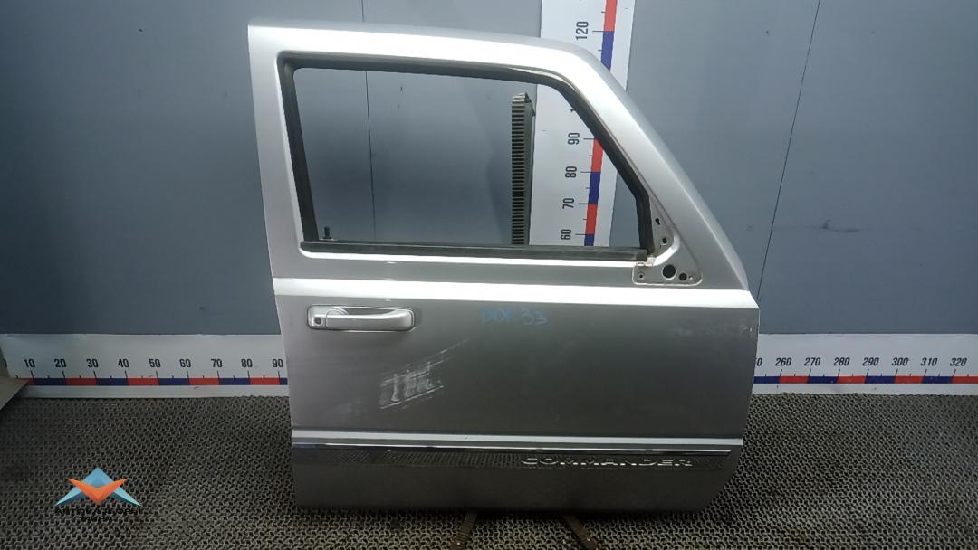 дверь передняя правая Jeep Commander 1 поколение 2007, 3.0 л., дизель, АКПП, внедорожник 5 дв. - фото №1