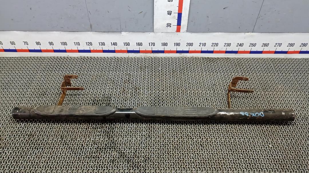 подножка Jeep Commander 1 поколение 2007, 3.0 л., дизель, АКПП, внедорожник 5 дв. - фото №1