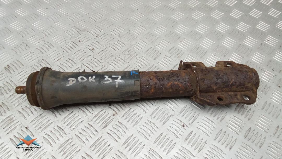 амортизатор передний правый Volkswagen LT 2 поколение 1999, 2.5 л., дизель, МКПП, микроавтобус - фото №1