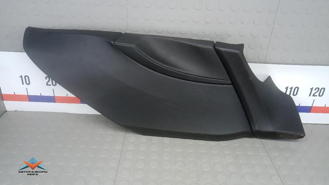 обшивка стойки BMW 5 серия F07/F10/F11 2011, 3.0 л., D 530d, дизель, АКПП, хетчбэк 5 дв. - фото №1