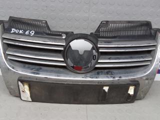 решетка радиатора Volkswagen Jetta 5 поколение 2007, 1.6 л., бензин, МКПП, седан