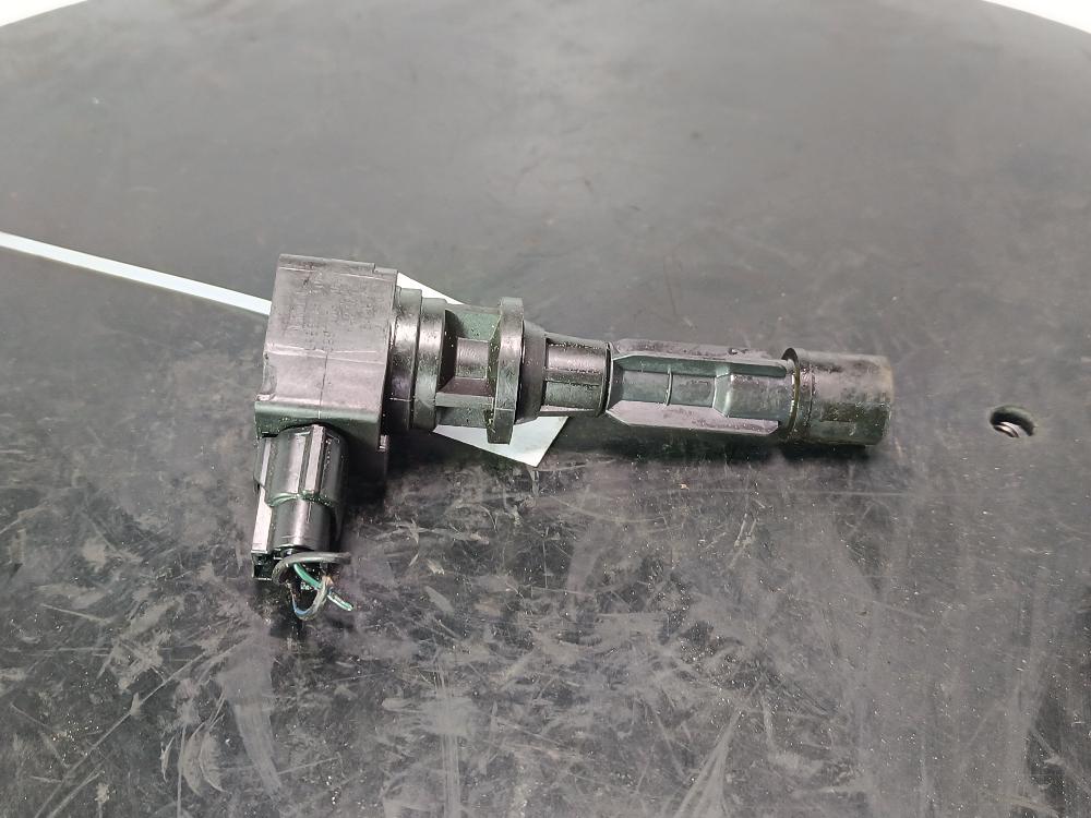 катушка зажигания Mazda 6 GG 2004, цвет, 0997000981 - фото №1