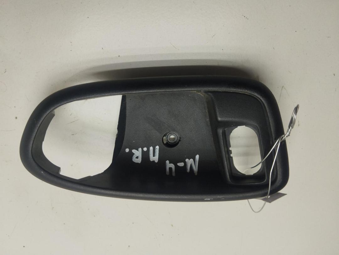Накладка на ручку двери Ford Mondeo 4 поколение 2009, 2.0 л., дизель, МКПП, чёрный, универсал, 6M21U226A36BB - фото №1