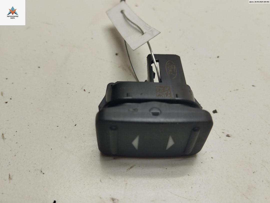 кнопка стеклоподъемника переднего правого Ford Mondeo 4 поколение 2009, 2.0 л., дизель, МКПП, чёрный, универсал, 6M2T14529AD - фото №1