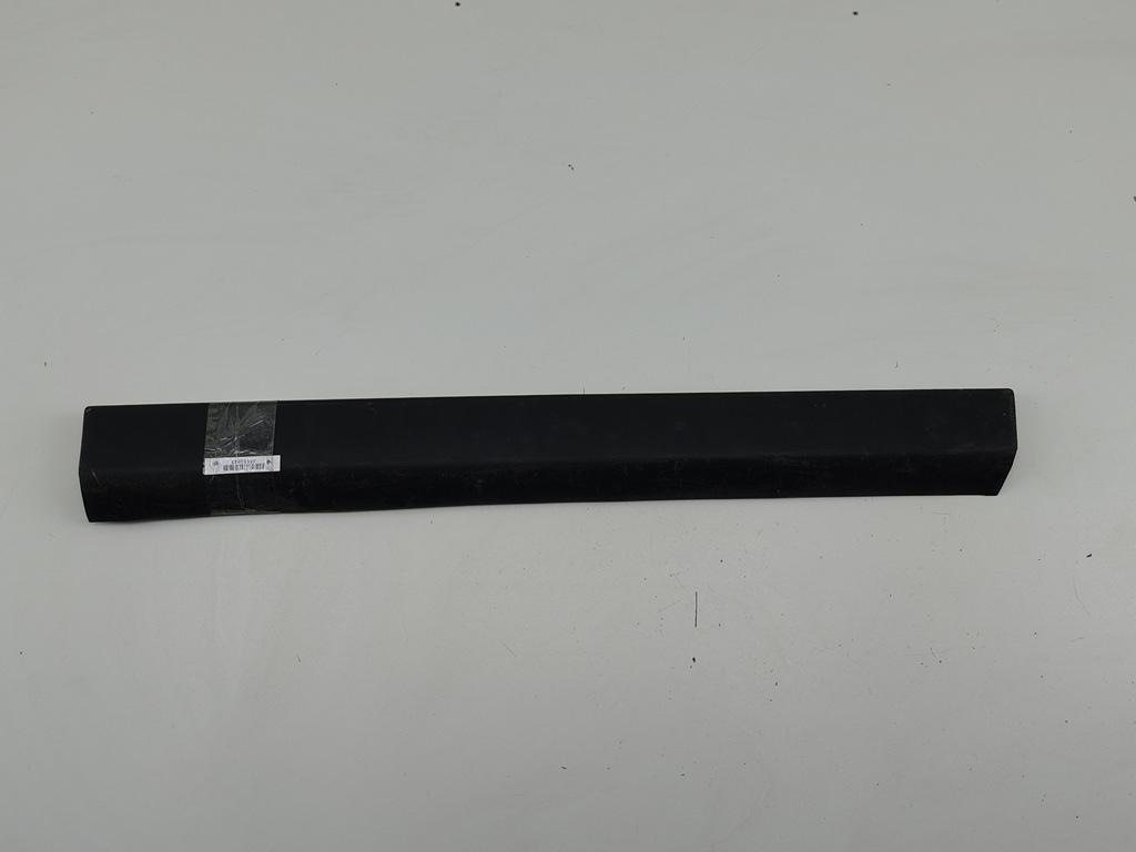 молдинг двери задней правой Volkswagen Passat B5+ (GP) 2001, 1.9 л., дизель, МКПП, серый, седан, 3B0854950