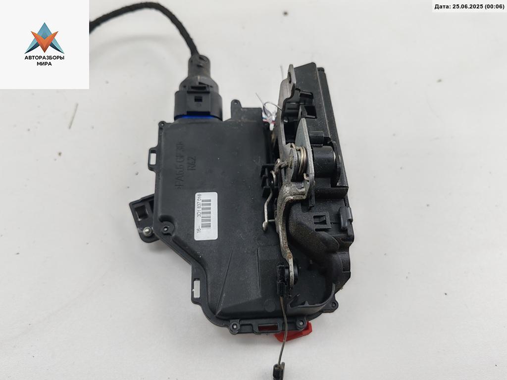 замок двери передней правой Volkswagen Touran 1 поколение 2005, 1.6 л., бензин, МКПП, серый, минивэн, 3D1837016 - фото №1