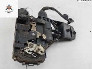 замок двери передней правой Volkswagen Passat B5 [рестайлинг] 2001, 1.9 л., дизель, МКПП, серый, седан