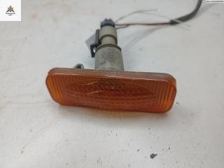 повторитель передний левый Opel Omega B 1997, 2.0 л., бензин, АКПП, жёлтый, универсал