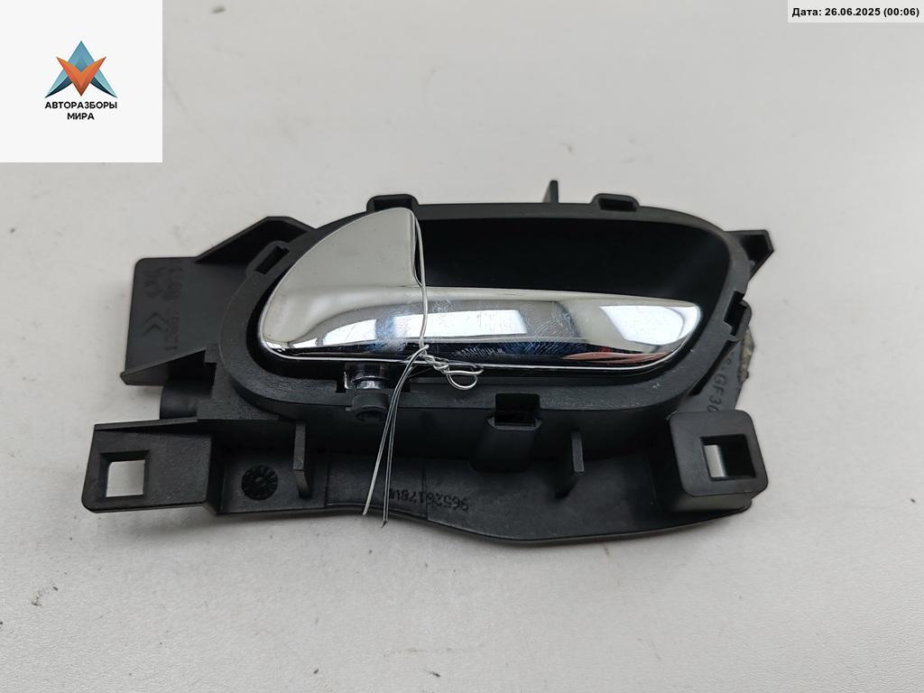 ручка внутренняя передняя левая Peugeot 407 1 поколение 2005, 100187386 - фото №1