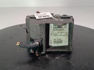 блок предохранителей Renault Laguna 2 поколение 2003, Дизель 1.9, цвет, 8200283151D