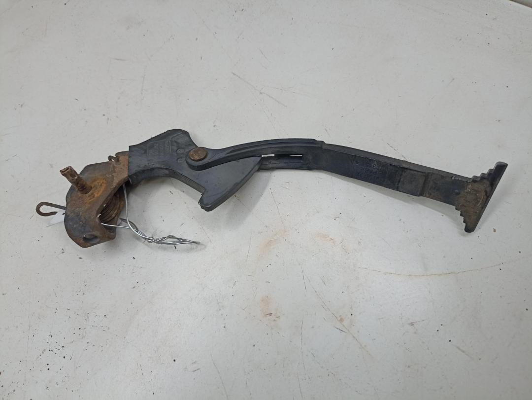 замок капота Opel Zafira 1 поколение (A) 2002, 2.2 л., дизель, МКПП, серый, минивэн, 90557212 - фото №1