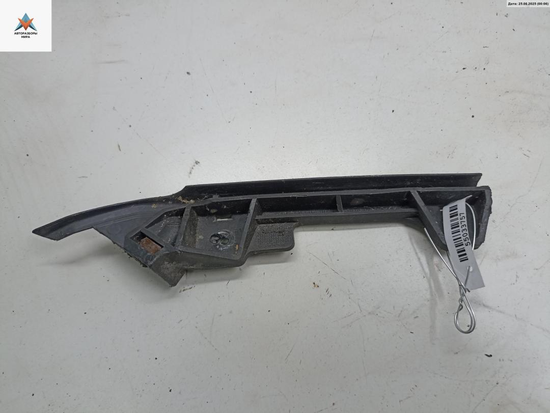 кронштейн переднего бампера Opel Astra G 1999, 1.6 л., бензин, МКПП, серый, хетчбэк 5 дв., 90559500 - фото №1