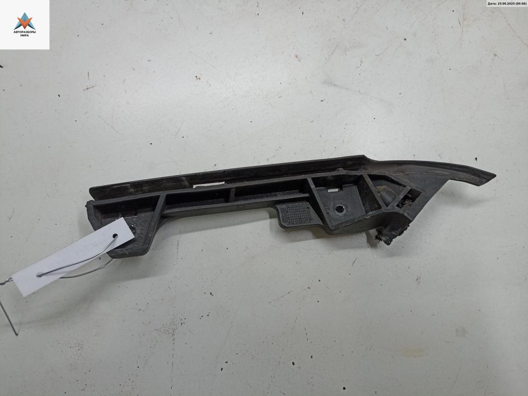 кронштейн переднего бампера Opel Astra G 1999, 1.6 л., бензин, МКПП, серый, хетчбэк 5 дв., 90559499 - фото №1