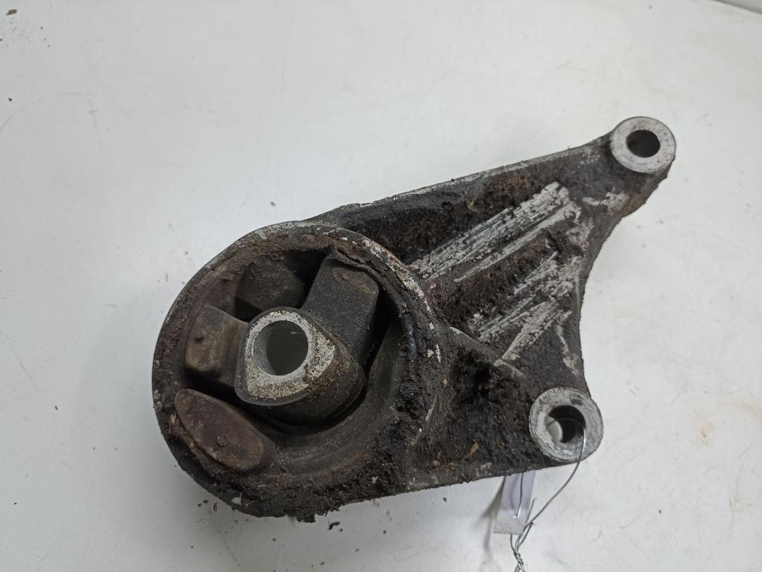 подушка крепления КПП Opel Zafira B 2006, 1.8 л., бензин, МКПП, серый, минивэн