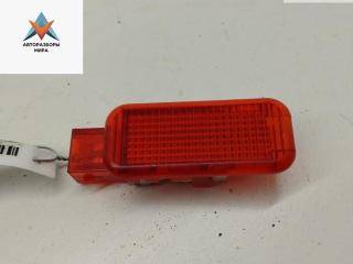 фонарь салона (плафон) Audi A4 B7 2004, 2.5 л., дизель, АКПП, серый, универсал, 4B0947411