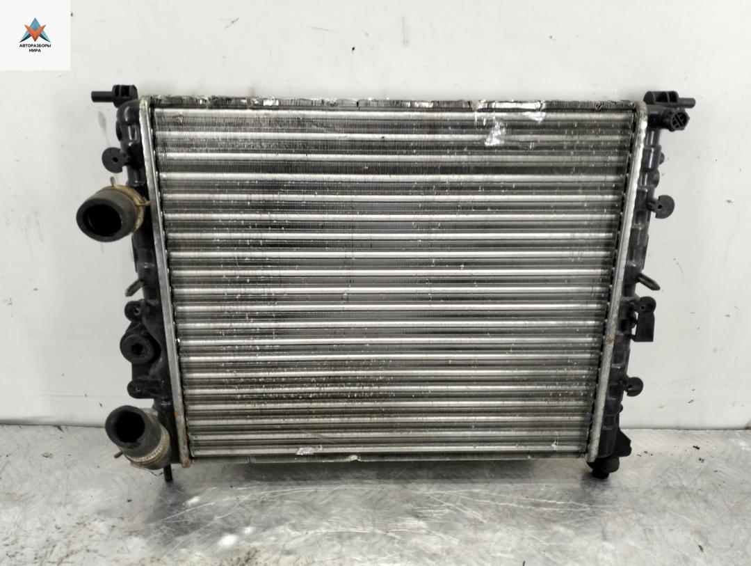 радиатор охлаждения Dacia (Renault) Logan 2006, 1.4 л., бензин, МКПП, синий, седан, 639371 - фото №1