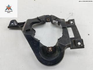 рамка фары противотуманной левой BMW 1 серия E81/E82/E87/E88 2006, 1.6 л., бензин, МКПП, чёрный, хетчбэк 5 дв., 7118151
