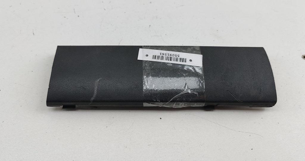 заглушка (решетка) в бампер BMW 3 E36 1997, 1.6 л., бензин, МКПП, чёрный, хетчбэк 3 дв., 8146078
