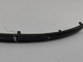 молдинг переднего бампера BMW 1 серия E81/E82/E87/E88 2006, 1.6 л., бензин, МКПП, чёрный, хетчбэк 5 дв., 7124499