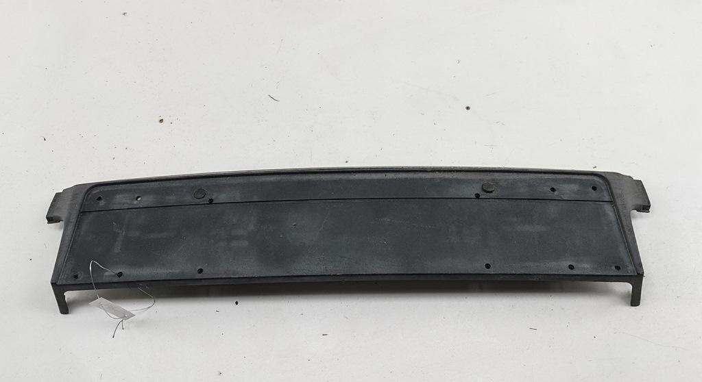 бленда BMW 5 E39 2000, 2.5 л., бензин, МКПП, синий, универсал, 51118226563