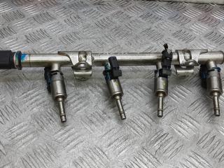 топливная рампа Volkswagen Polo 5 поколение 2014, 1.2 л., TSI 16V, бензин, МКПП, хетчбэк 5 дв., 04E133320D