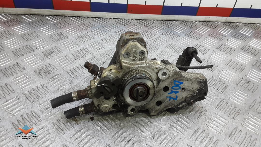 ТНВД Mercedes-Benz Sprinter 2 поколение (W906) 2008, 2.2 л., CDI 211/311/411, дизель, МКПП, микроавтобус, A6460700401 - фото №1