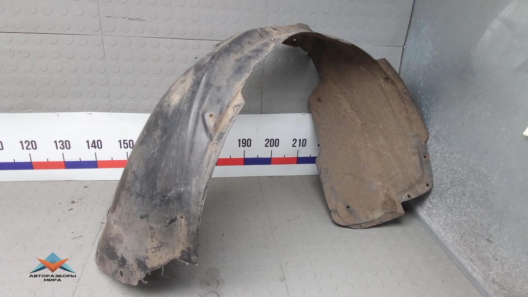 Подкрылок передний левый Audi A6 4F/C6 2004, 2.5 л., дизель, АКПП, универсал - фото №1