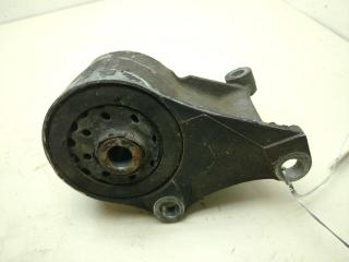 подушка крепления КПП Volkswagen Transporter T4 1995, 2.4 л., дизель, МКПП, чёрный, микроавтобус, 701399201