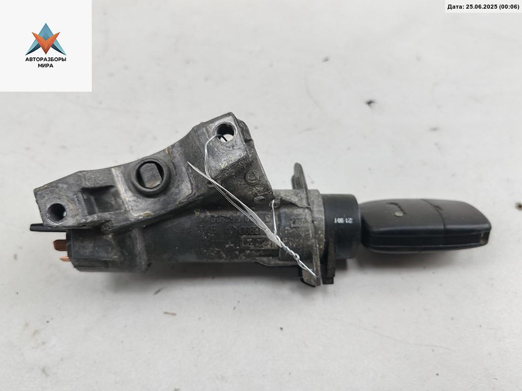 замок зажигания Audi A6 4B/C5 1999, 2.4 л., бензин, МКПП, серый, седан, 4B0905851C - фото №1