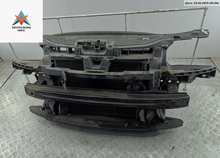 Рамка радиатора Volkswagen Touran 1 поколение 2003, 1.6 л., бензин, МКПП, серый, минивэн - фото №1